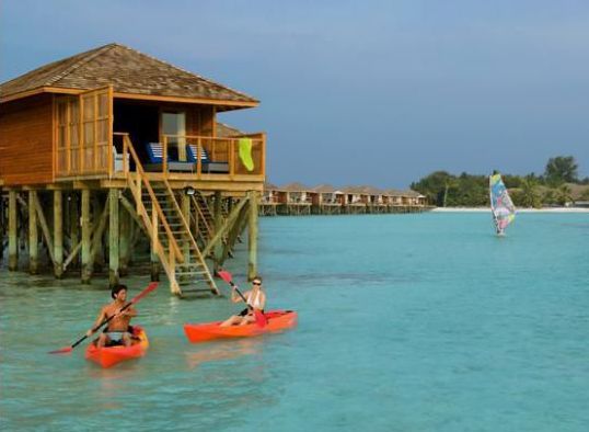 Vilamendhoo Island Resort & Spa