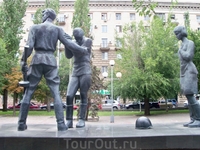 Памятник Героям-Комсомольцам