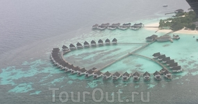 типичный мальдивский отель с воздуха