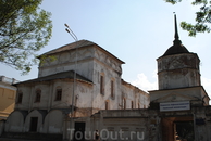 Еще не восстановленный монастырь Ярославля. Лет ему почти столько же, сколько самому городу.... 1000