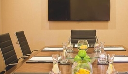 Movenpick Dubai The Square