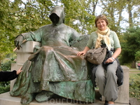 Я и Ананимус в парке в Будапеште