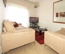 Фото Elena Court Apartment