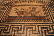 Многовековая мозаика Дворца Великих Магистров Многовековая мозаика Дворца Великих Магистров