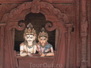 Площадь Дурбар
храм Шивы и Парвати