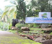 Aunchaleena Beach Front Resort