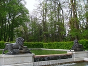 В парке замка Херренкимзее