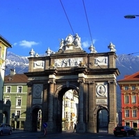 Триумфальная арка в Инсбруке