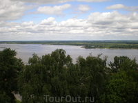 Вид на Волгу со стен Нижегородского кремля