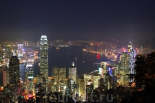 Гонконг. Пик Виктория. Ночной вид с одной из пешеходных троп