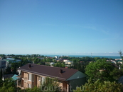 Вид на город и море с балкона номера который снимали в п.Лазаревское