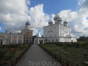 В Вармаамо - Хутынском монастыре.