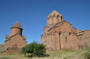 Главный храм Мармашена, его соборная церковь — прекрасное развитие композиционных черт армянской архитектуры конца X века, получивших своё выражение в ...