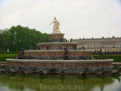 Фонтан Латоны - оригинал стоит в версальском парке