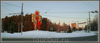 кольцо-перекрёсток улицы Гузовского, Московского проспекта, проспекта Никольского и Ядринского шоссе