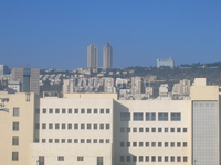 Славный город Хайфа на горизонте. Как говорят, второй город Израиля. 