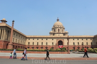Здание правительства в Дели.