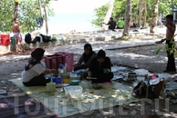 Отдых местных жителей острова Лангкави.