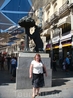 С символом Мадрида - скульптурой "Медведь и Земляничное дерево"