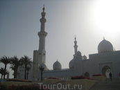 Гранд-мечеть в Абу-Даби