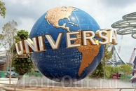 Логотип студии Universal.