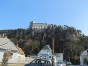 Вид на замок Раухенштайн ( Rauhenstein) XII век.