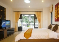 Baan Santhiya Luxury Pool Villa