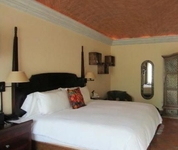 Antigua Capilla Bed and Breakfast