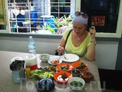 Обед в кафе Янгона