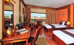 Pakse Hotel