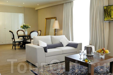 Aquis Mon Repos Palace Arthotel