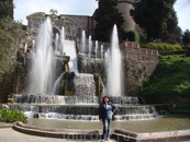 Центральный фонтан парка - Фонтан Нептуна