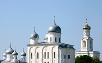 Великий Новгород. На реке Волхов. Свято-Юрьев монастырь