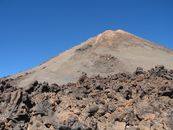 Pico del Teide, 3718 метров
Простым же туристам разрешено подниматься только на 3555 метров