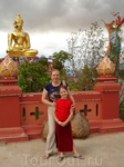 Район Золотого треугольника, где сходятся границы Таиланда, Лаоса и Камбоджи, место где можно посетить музей опиума, статуи Будды в стране повсюду, однако ...