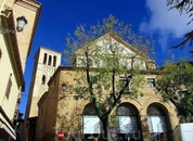 Церковь относится к 12 веку, она была построена на месте мечети. В начале 14 века она была полностью перестроена по заказу графа Оргаса – Дона Гонсало ...