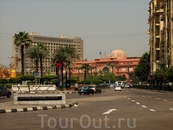 Тахрир и Национальный музей.
