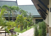 Airport Resort & Spa