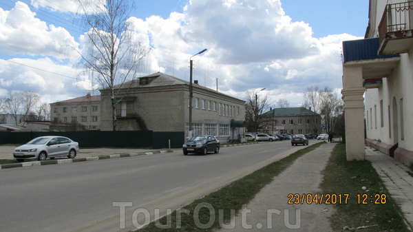 улица Пионерская. районная библиотека