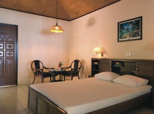 Vilamendhoo Island Resort & Spa