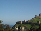 Парапланеристы над Генуэзской крепостью 4.