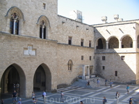 Дворец Магистров изнутри. Дворец Магистров изнутри.