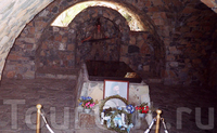 Мавзолей-могила архиепископа Макариуса