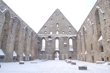 Монастырь Св. Биргитты, Таллинн
Крупнейший в Ливонии, женский монастырь Ордена Св. Биргитты был основан здесь в 1407 году и назван в честь главного монастыря этого ордена в Швеции. В 1557 году монаст