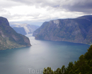 Вид со смотровой площадки на Sognefjord.