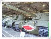 Павильон №5. США. Великобритания. Канада.
На переднем плане американский средний танк М51HV "Super Sherman".