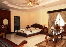 Aroon Residence Hotel