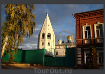 Вид на собор с улицы М.Сеспеля