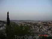 Раннее утро. Вид на Иерусалим со смотровой площадки.