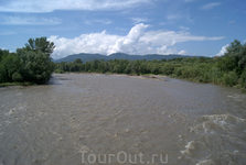 Река Белая после дождей